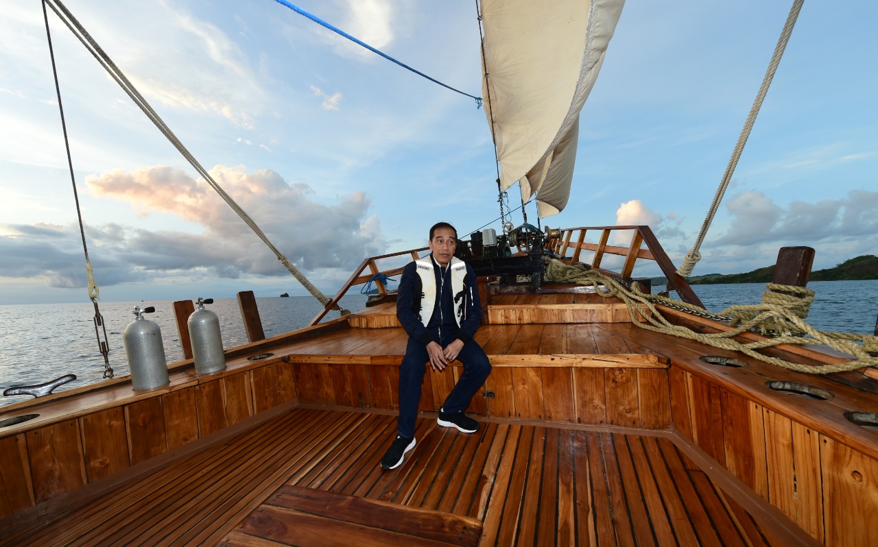 Labuan Bajo, Presiden Naiki Kapal Phinisi