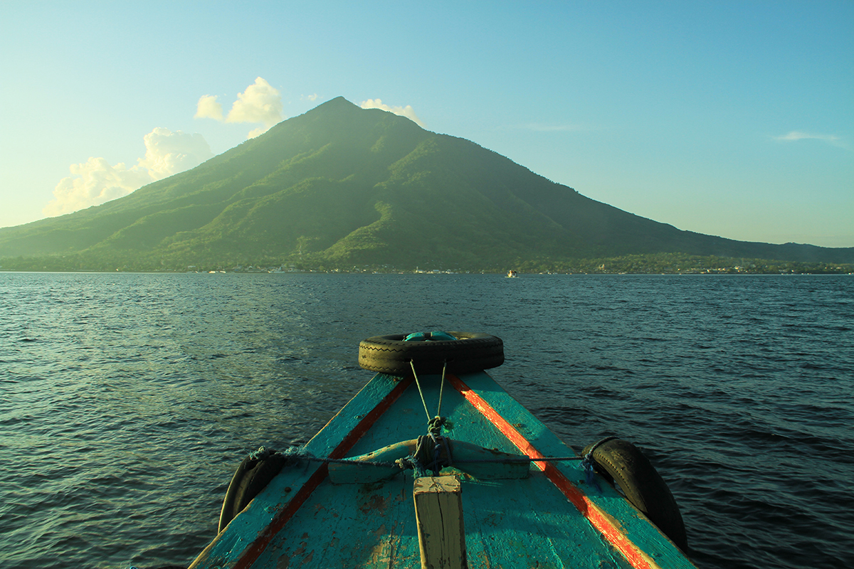 Portugis di Larantuka : Dari Solor ke Sandominggo
